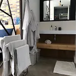 4u Bed & 4*